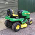 John Deere X300 SOLD