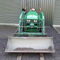 John Deere 3320 SOLD