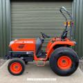 *SOLD* Kubota STV32