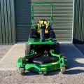 John Deere 1570