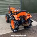 *SOLD* Kubota B7100D