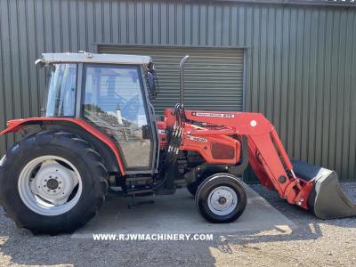 *SOLD* Massey Ferguson 4235