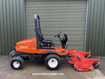 Kubota F3890