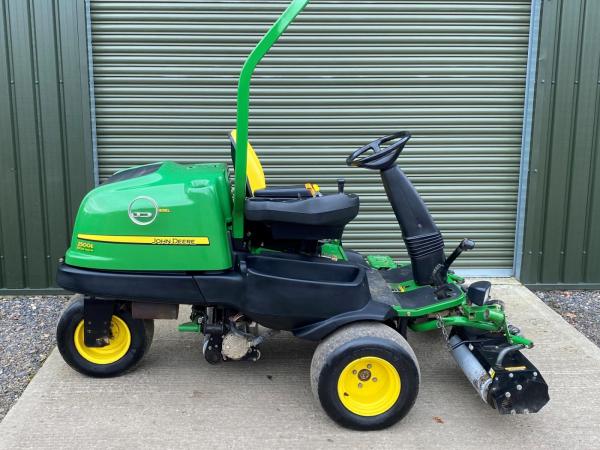 *SOLD* John Deere 2500E E-Cut Hybrid