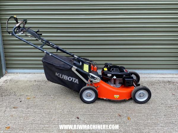 *SOLD* Kubota W821-Pro