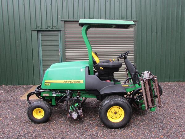 John Deere 7500 SOLD