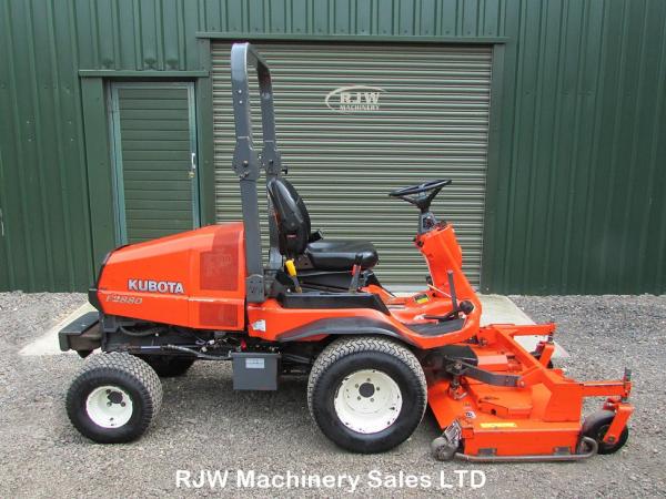 Kubota F2880 SOLD