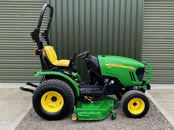 John Deere 2320 SOLD