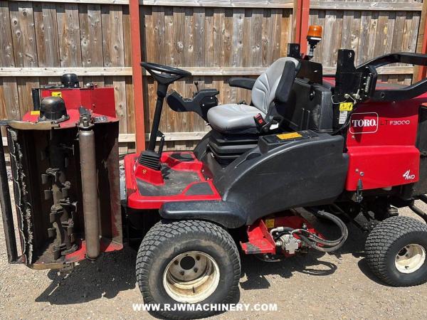 *SOLD* Toro LF3000