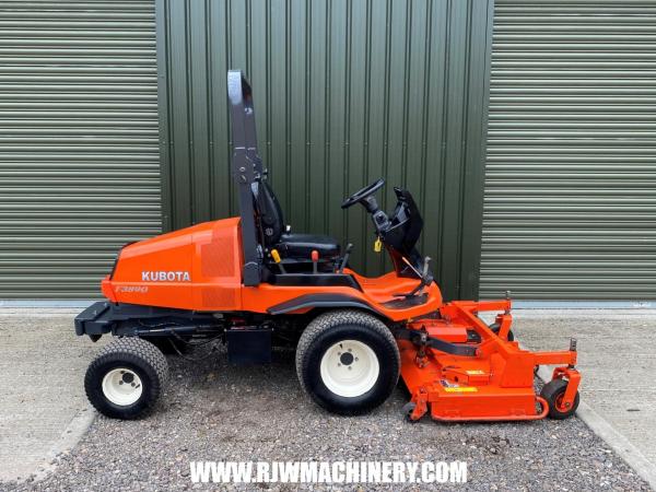 *SOLD* Kubota F3890