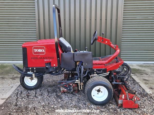 *SOLD* Toro 3100