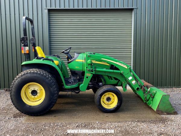 *SOLD* John Deere 4520