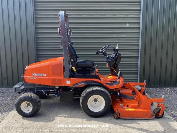 *SOLD* Kubota F3890