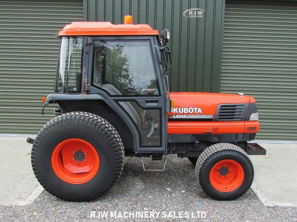 Kubota L4200 SOLD