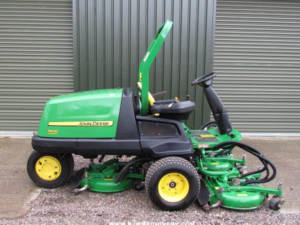 John Deere 7400 SOLD