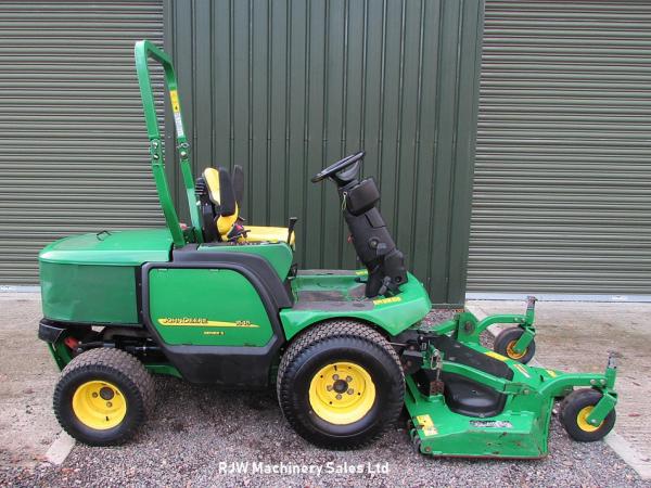 John Deere 1545 SOLD